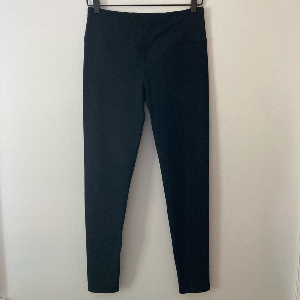 Victoria’s Secret Knockout leggings black size M